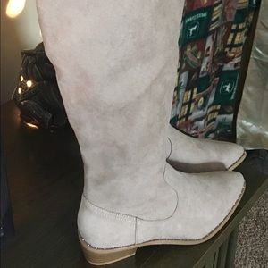 Size 7.5 over-the-knee boots